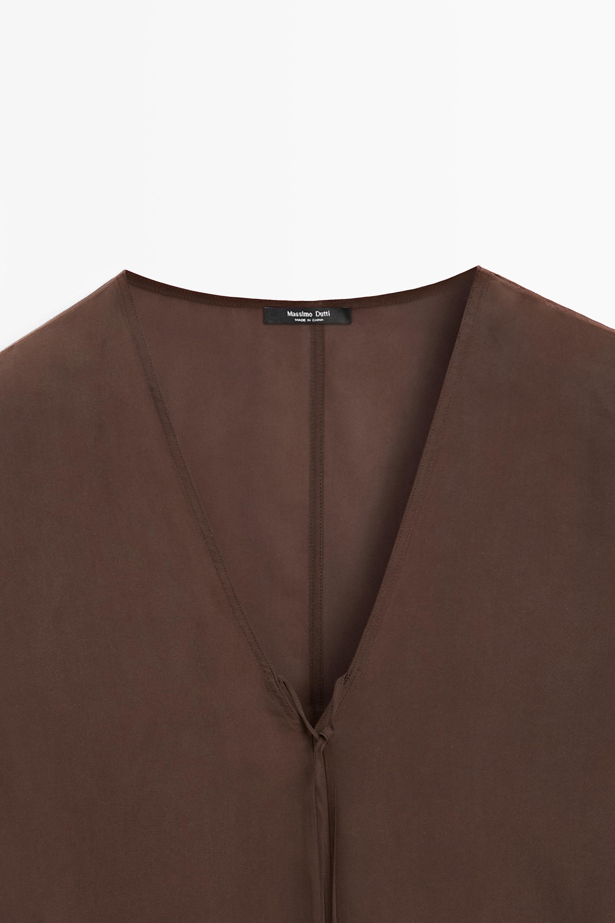 Blouse fluide col en V à nouer